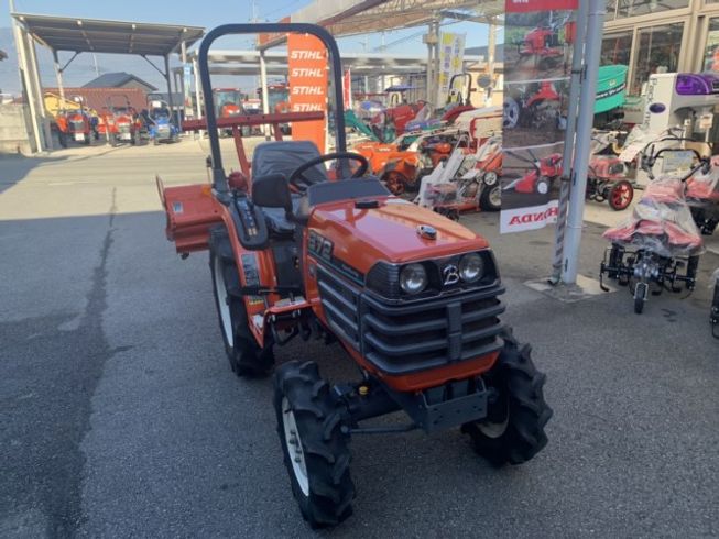 トラクター B72MABSP 写真３